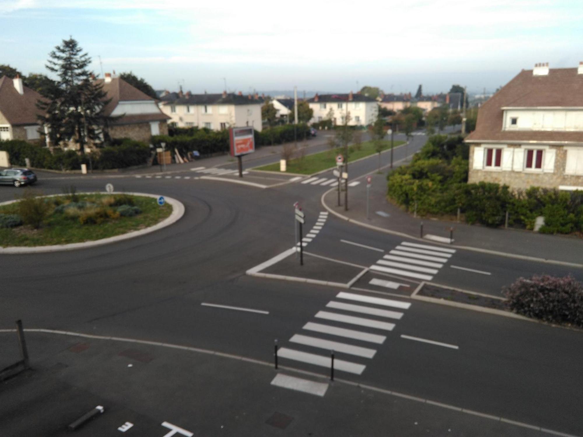 24 Fois Plus - Circuit Des 24 H A 10 Mn - 2 Chambres, 4 Personnes & Cuisine Le Mans Eksteriør bilde